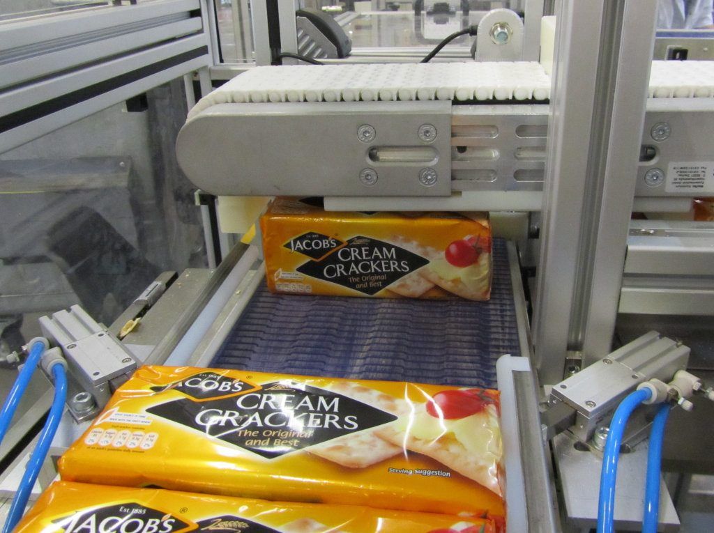 Jacobs crackers feed system